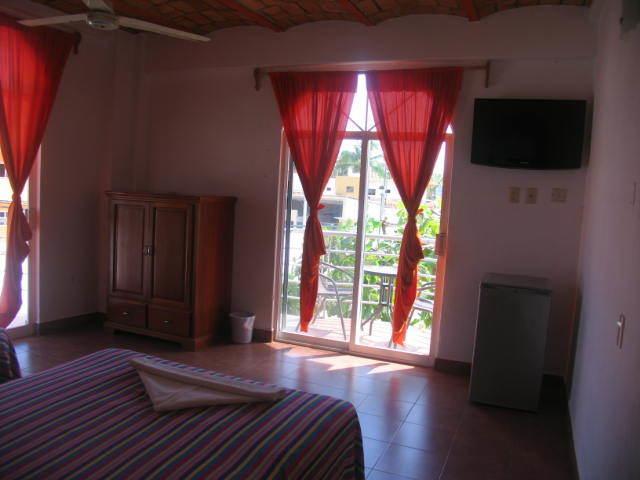 Hotel Y Suites Bugambilias Rincón de Guayabitos Eksteriør bilde