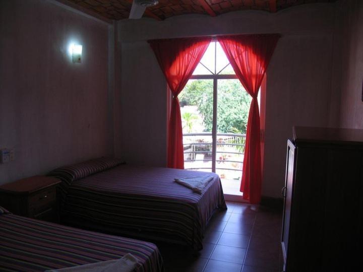 Hotel Y Suites Bugambilias Rincón de Guayabitos Eksteriør bilde