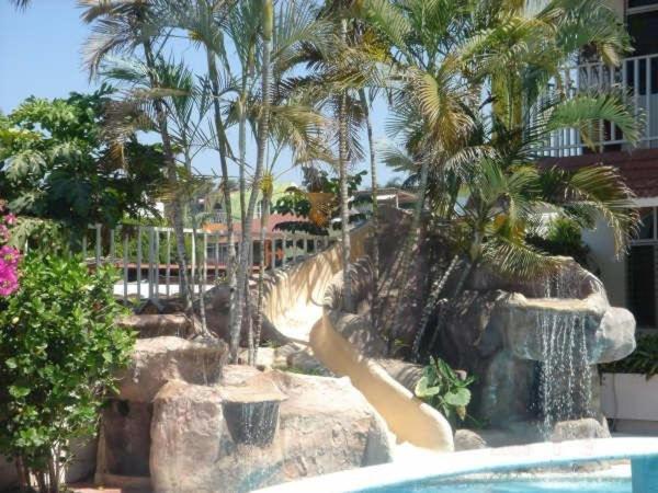 Hotel Y Suites Bugambilias Rincón de Guayabitos Eksteriør bilde